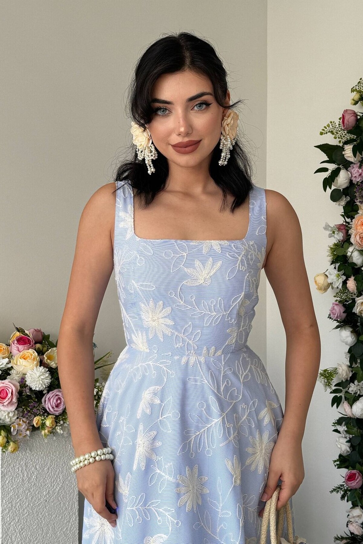 Femel Nakış Detaylı Elbise
