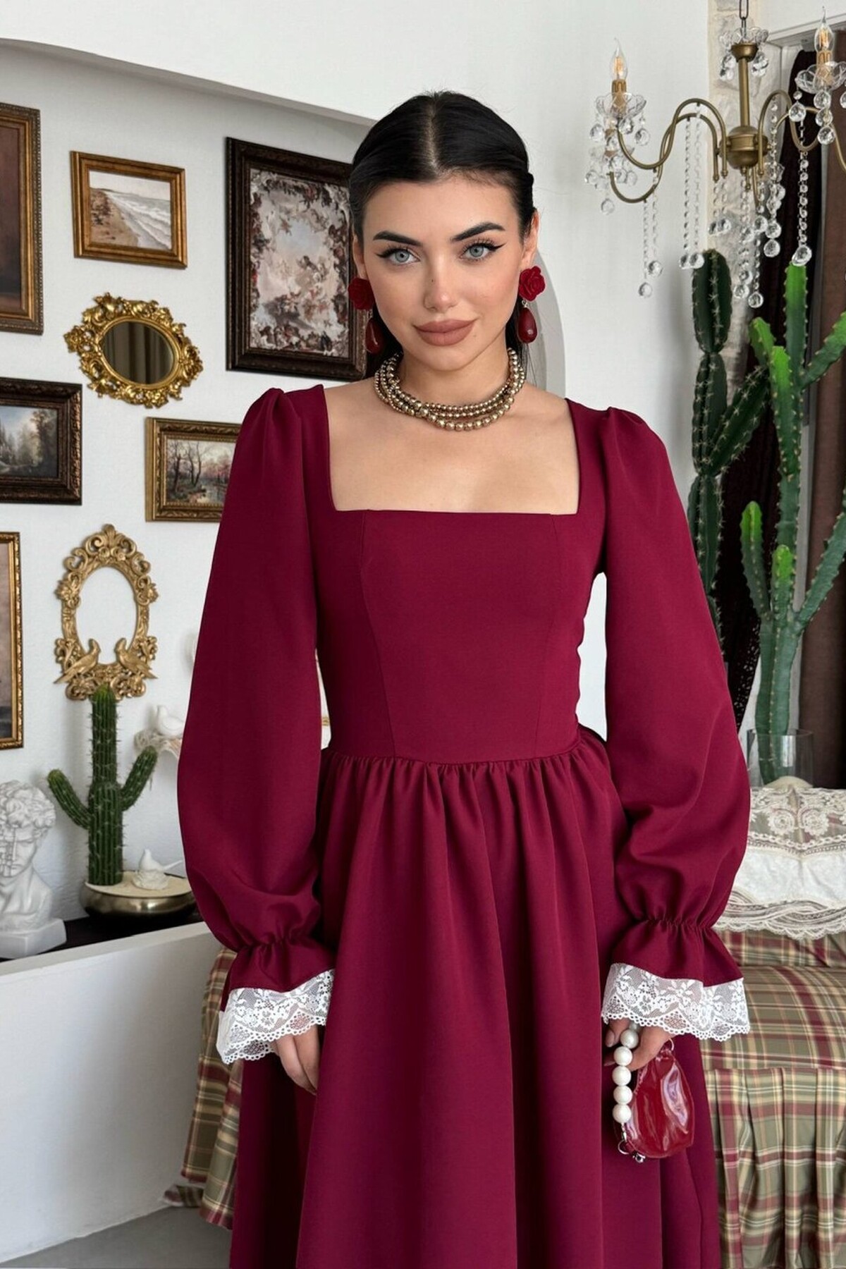 Huyno Lace-Detail Dress