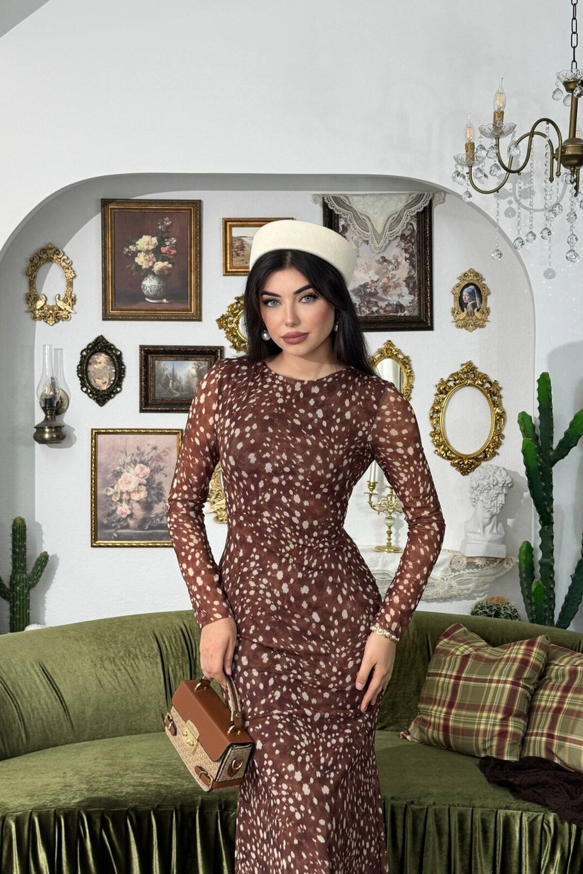 Kalmes Midi Dress
