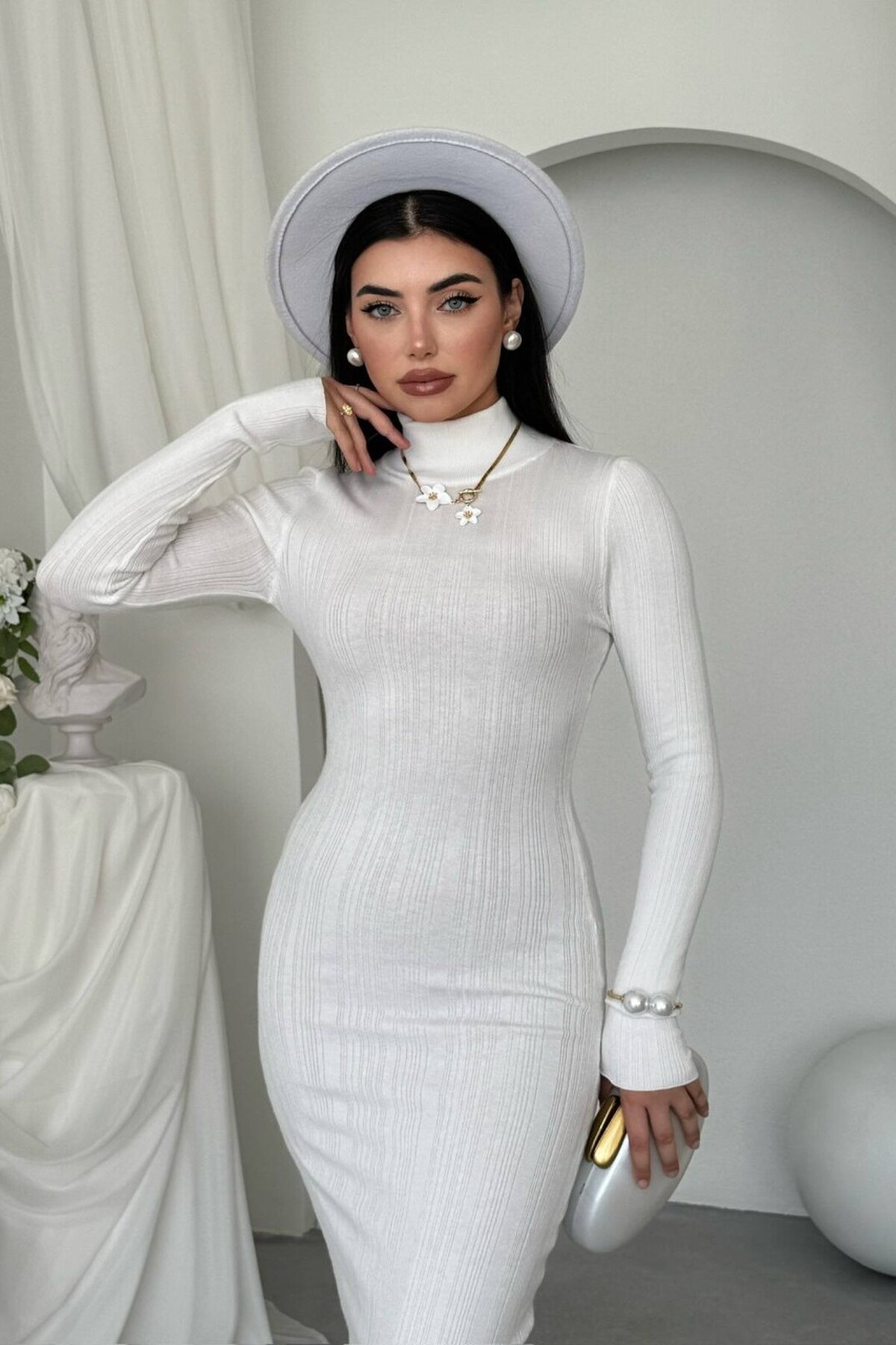 Zuzan Midi Dress