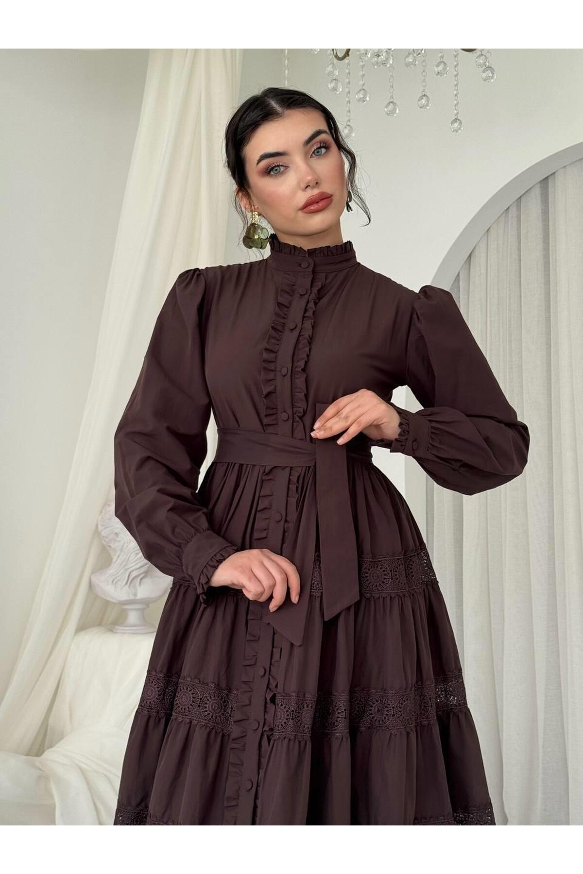 Verno Kemer Detaylı Elbise