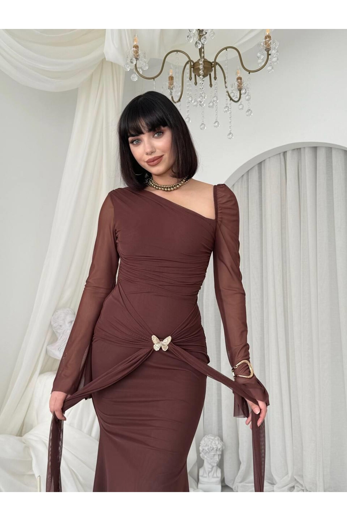 Vesso Broş Detaylı Elbise