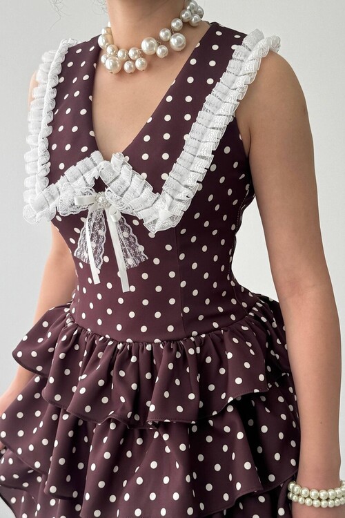 Asel Broş Detaylı Elbise