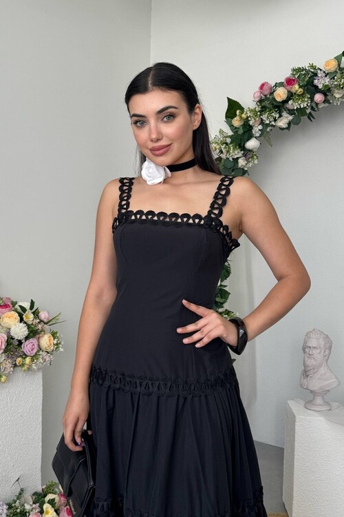 Crols Midi Dress