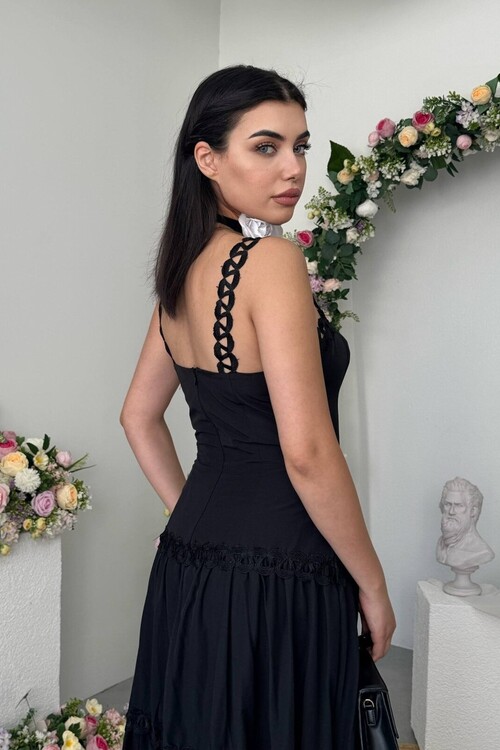 Crols Midi Dress