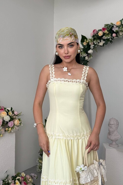 Crols Midi Dress