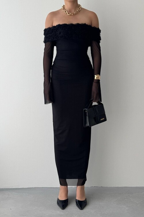 Dokru Dress with Floral Details