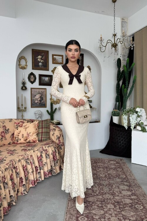 Duyru Fiyonk Detaylı Elbise