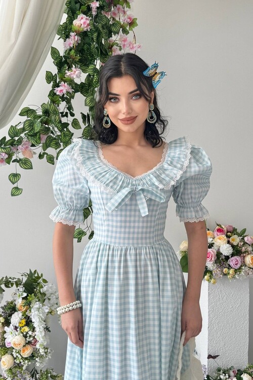 Geun Ruffle Collar Dress