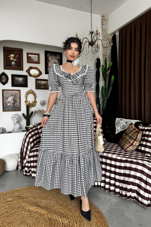 Geun Ruffle Collar Dress