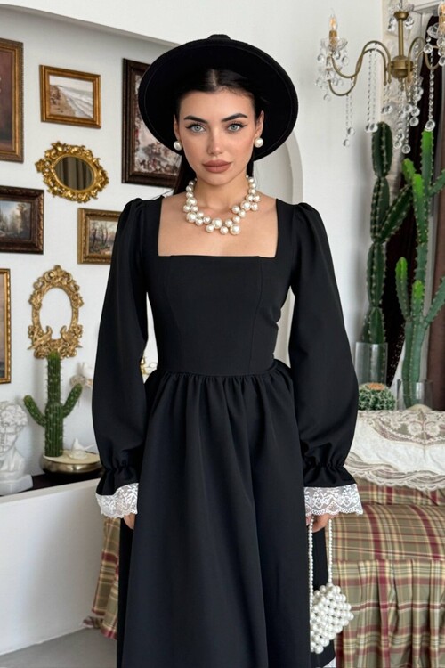Huyno Lace-Detail Dress