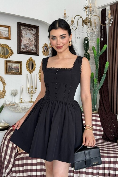 Joyo Button-Detail Dress