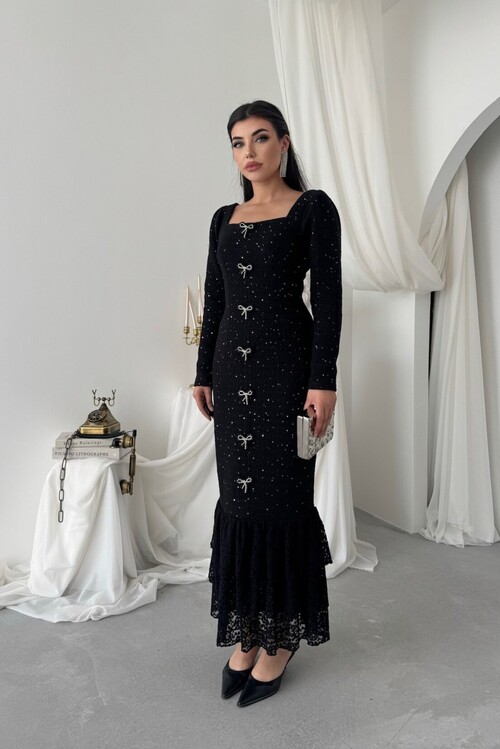 Junat Midi Dress