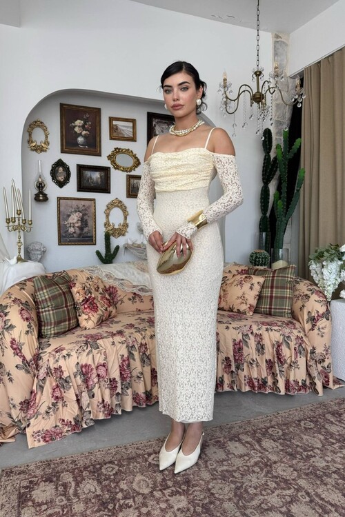 Manuka Midi Dress