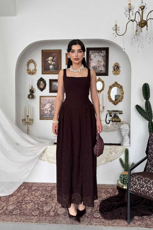 Muna Midi Dress
