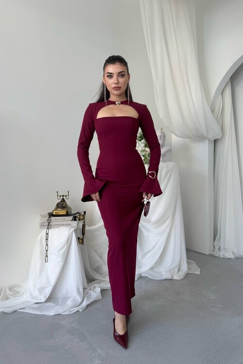 Oplsa Broş Detaylı Elbise