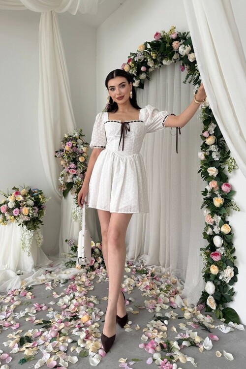 Preas Kurdele Detaylı Elbise