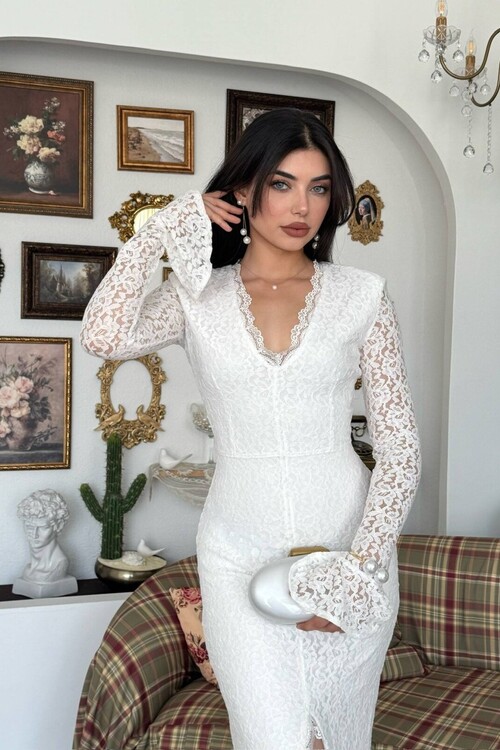Ruyon Dress with Slit Detail