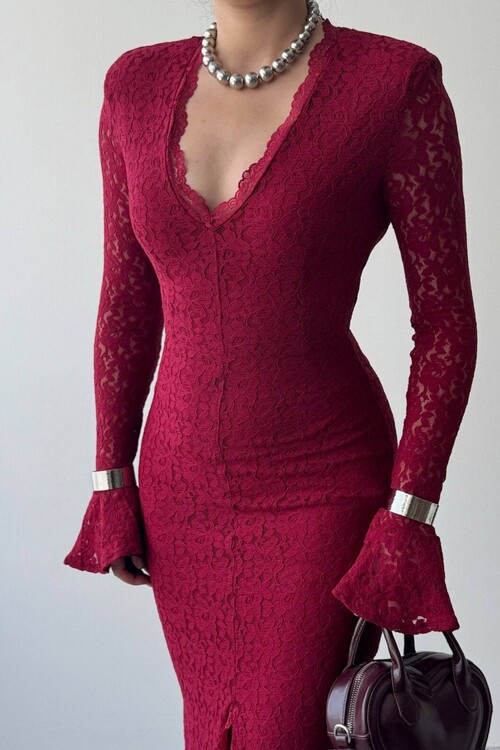 Ruyon Dress with Slit Detail