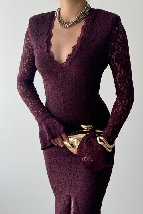 Ruyon Dress with Slit Detail