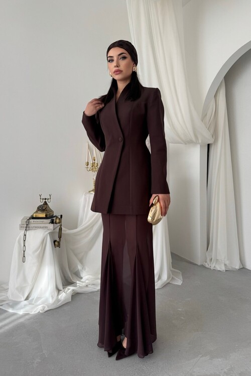 Sacra Two-Piece Set