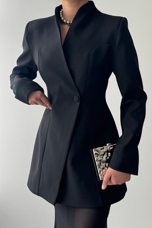 Sacra Two-Piece Set