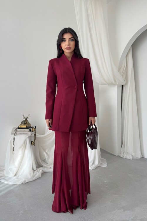 Sacra Two-Piece Set