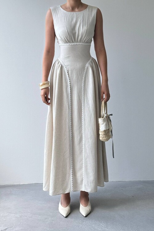 Temoy Midi Dress