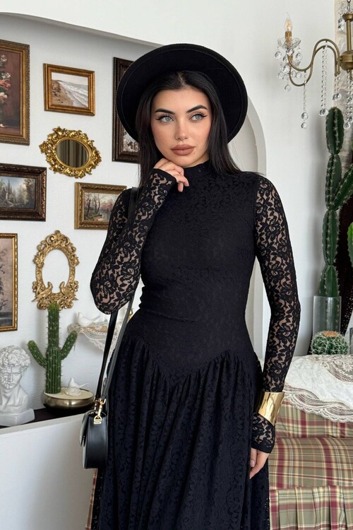 Urbe Midi Dress