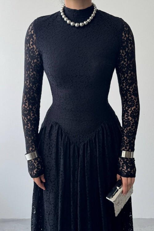 Urbe Midi Dress