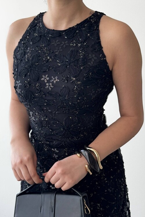 Vina Midi Dress