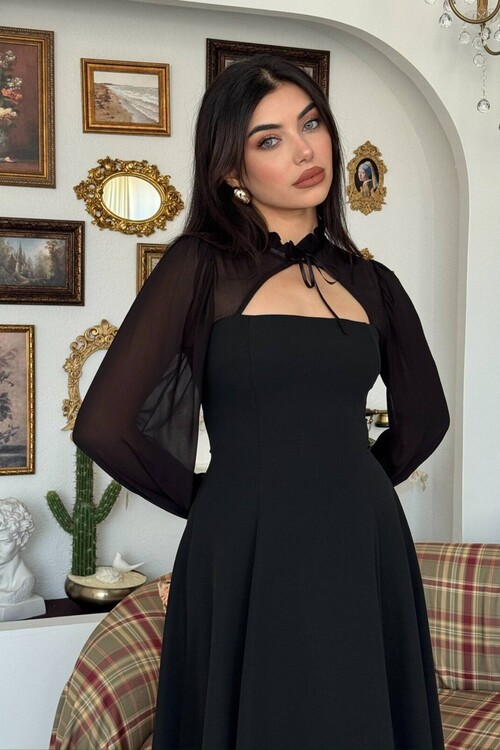 Wome Cape-Detail Dress