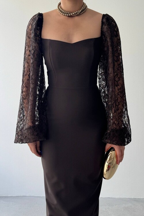 Yames Midi Dress