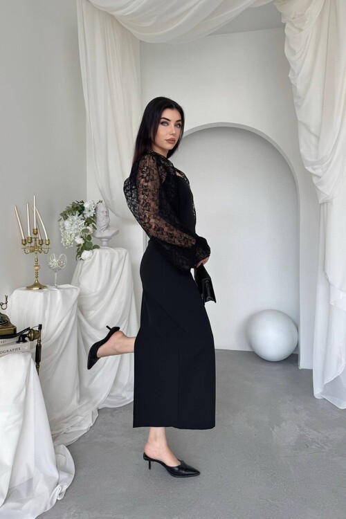 Yames Midi Dress