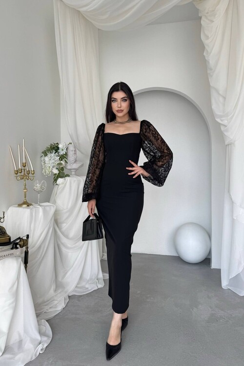 Yames Midi Dress