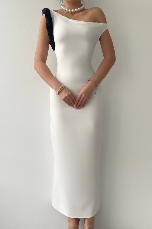 Jovani Shoulder Detailed Dress