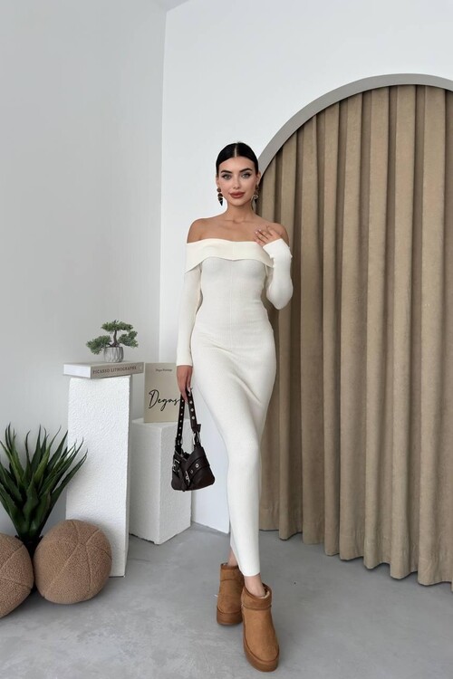 Emden Kayık Yaka Elbise