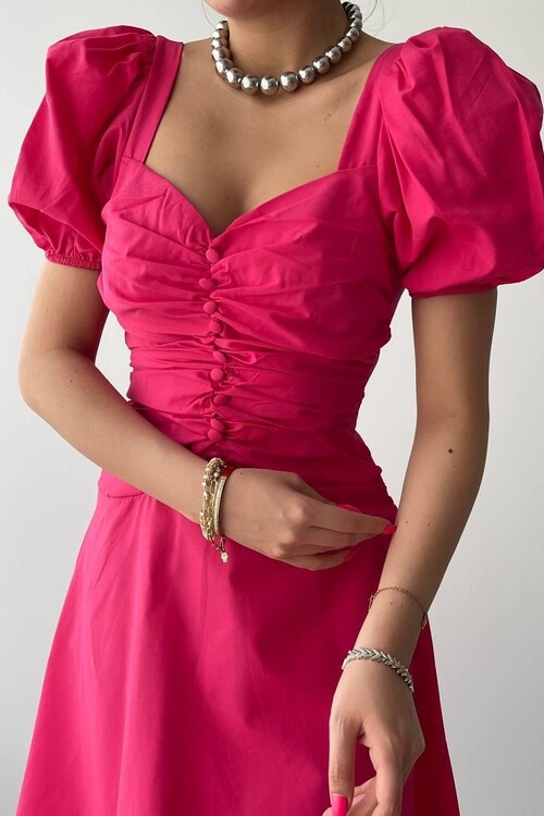 Kare Yaka Düğmeli Elbise