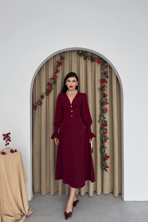 Meta Düğme Detaylı Elbise