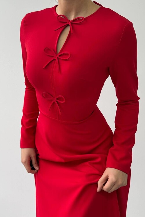 Offse Bow Detailed Dress