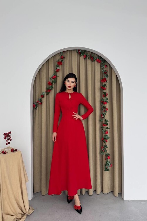 Offse Bow Detailed Dress