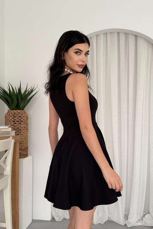 Berl Pocket Detailed Dress