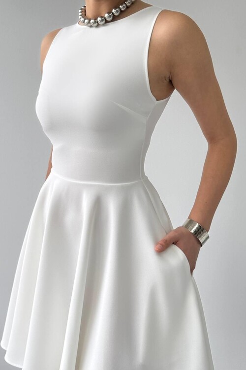 Berl Cep Detaylı Elbise