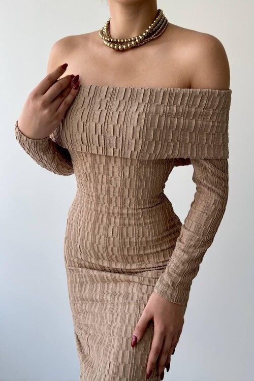 Ovieda Madonna Collar Dress