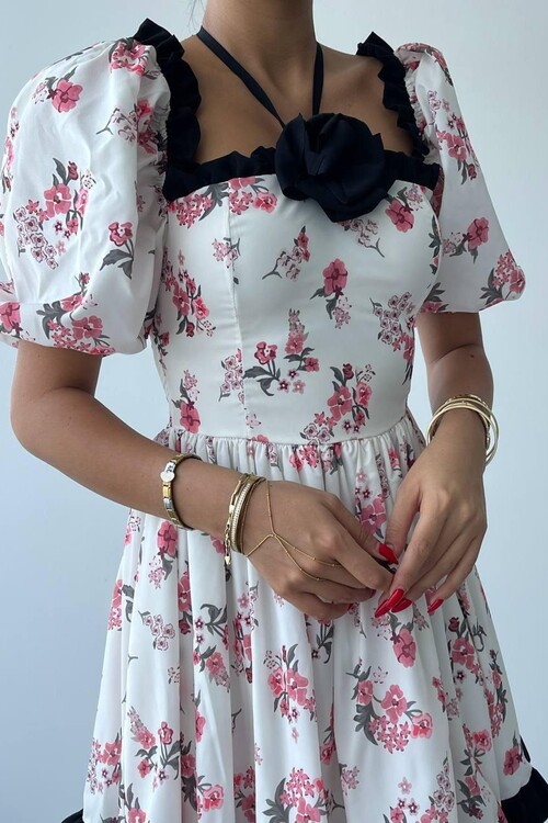 Wismar Gül Detay Elbise