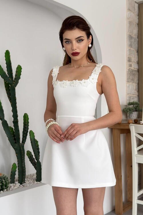 Alyosa Flower Detailed Dress