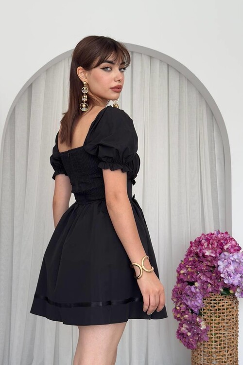 Boje Fiyonk Detaylı Elbise