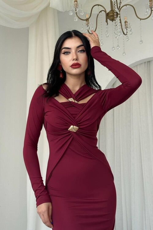 Dande Broş Detaylı Elbise