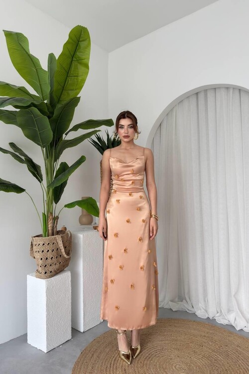 Dora Çiçek Detaylı Elbise