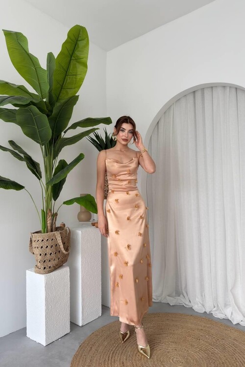 Dora Çiçek Detaylı Elbise